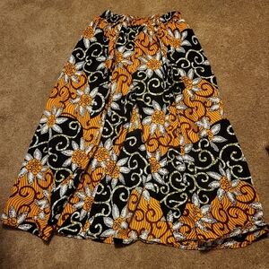 African Stars Floral Print Skirted Pant